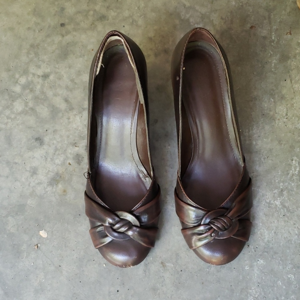 Women's shoes